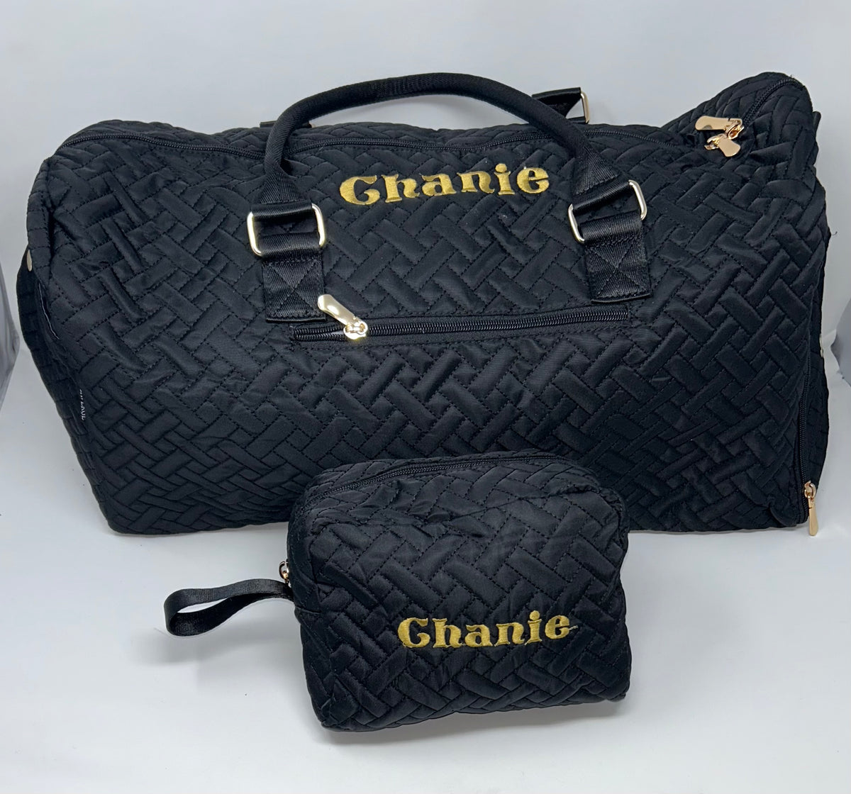 Duffle + matching cosmetic bag