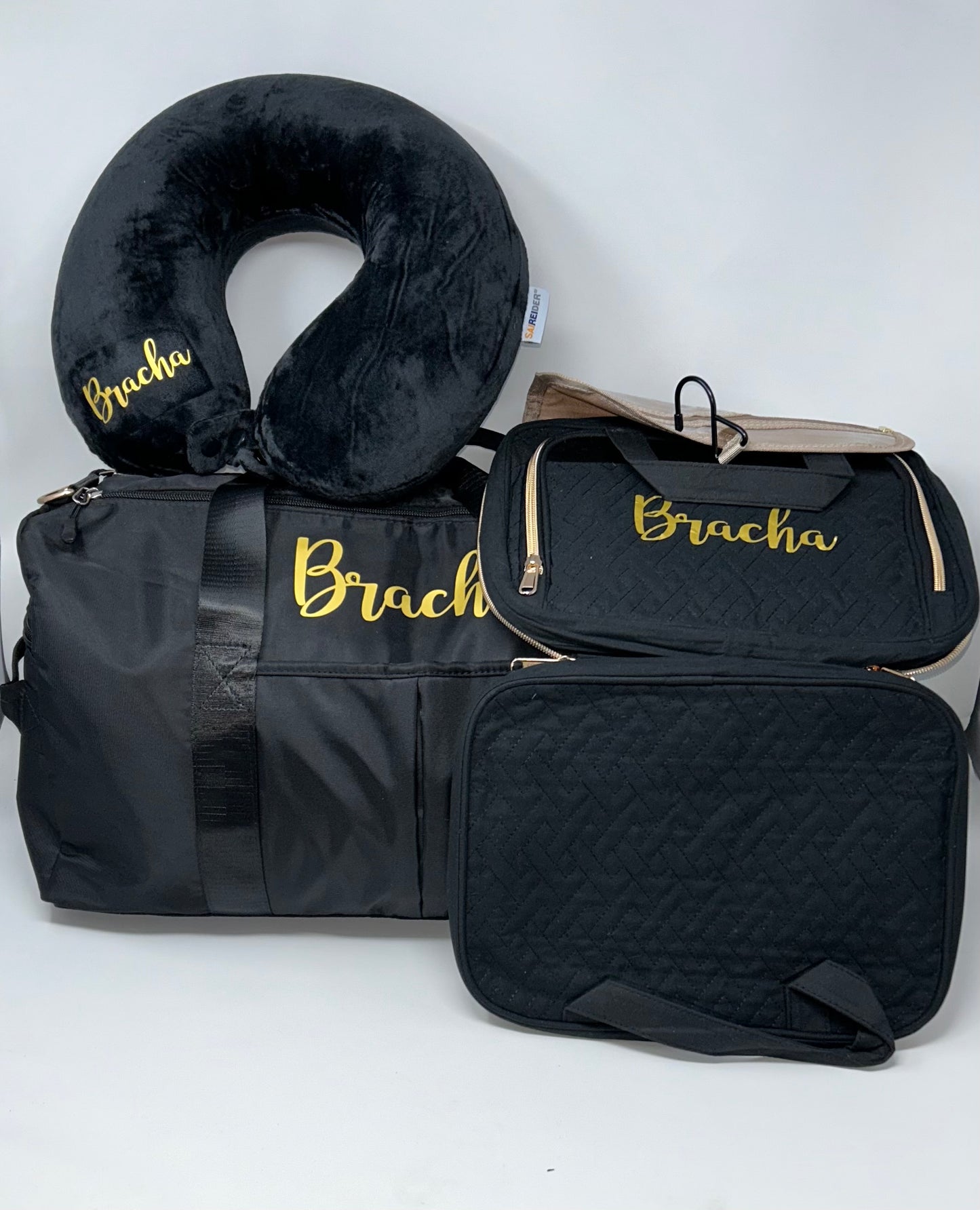 Duffle + hanging toiletry + pillow
